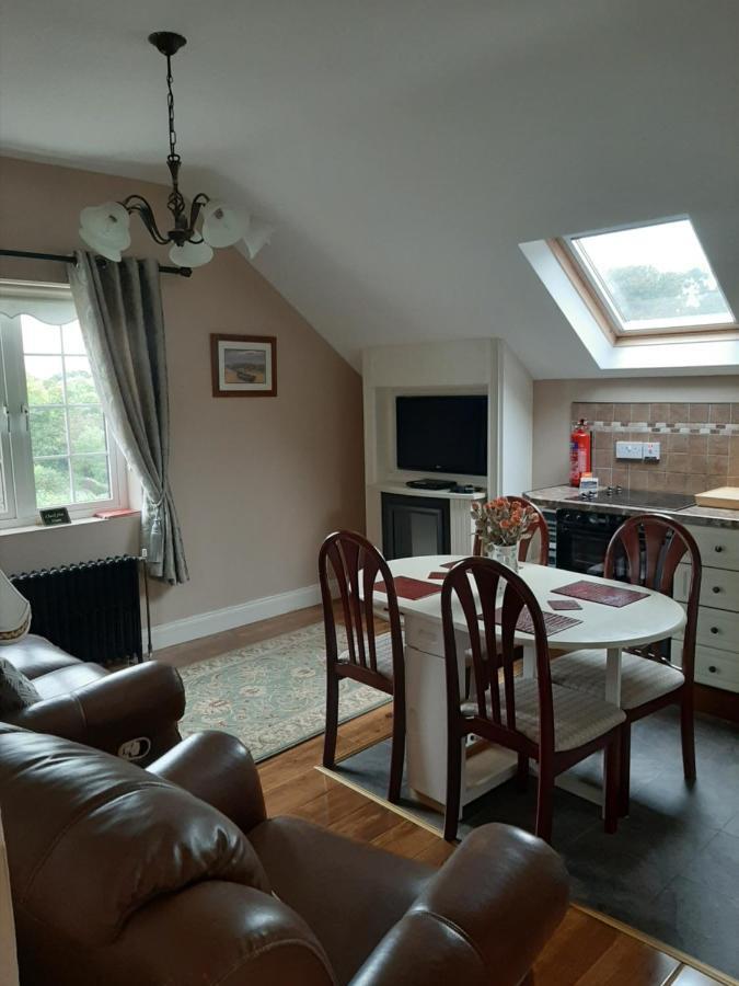 Riverside Lodge Carlingford Bagian luar foto